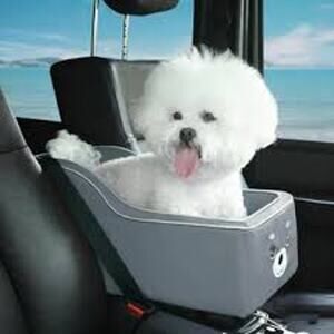 New Center Console Dog Car Seat in Gray